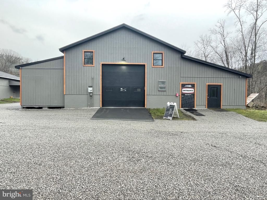 12419 Vale Summit Road Sw, Frostburg, MD 21532 Main Photo