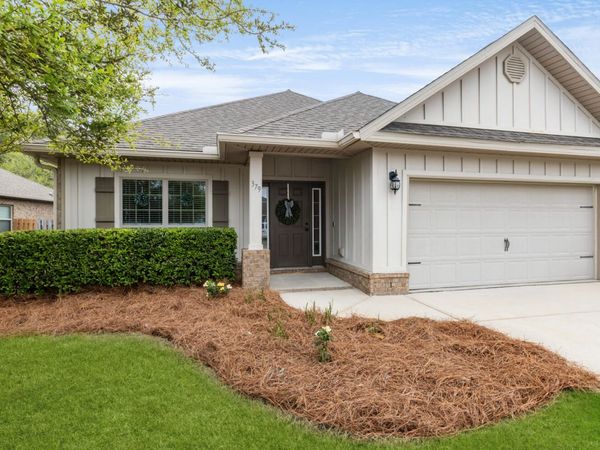 379 Whitman Way, Freeport, FL 32439