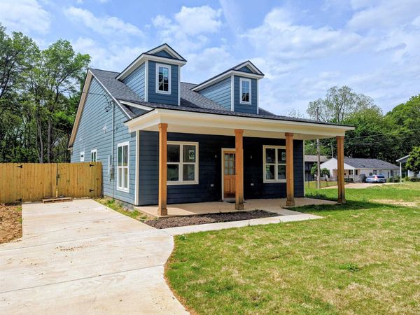 1055 SHAW PL, Memphis, TN 38126