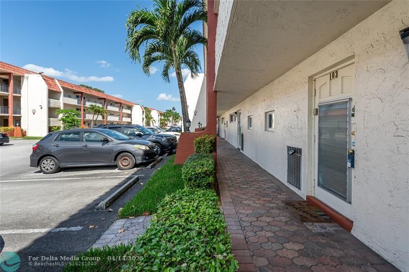 8960 S Hollybrook Boulevard, Unit 103, Pembroke Pines, FL 33025 Photo
