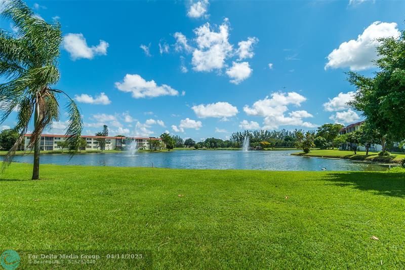 8960 S Hollybrook Boulevard, Unit 103, Pembroke Pines, FL 33025 Photo