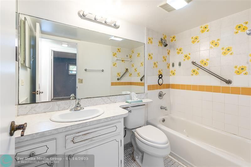 8960 S Hollybrook Boulevard, Unit 103, Pembroke Pines, FL 33025 Photo