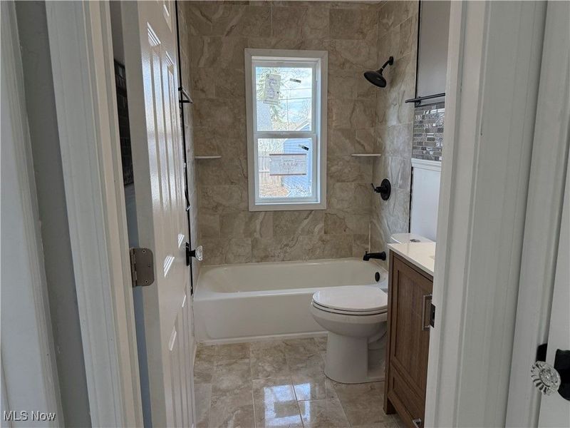 11804 Kensington Avenue, Cleveland, OH 44111 Photo 12