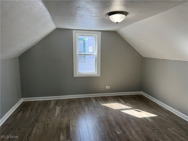 11804 Kensington Avenue, Cleveland, OH 44111 Photo 16