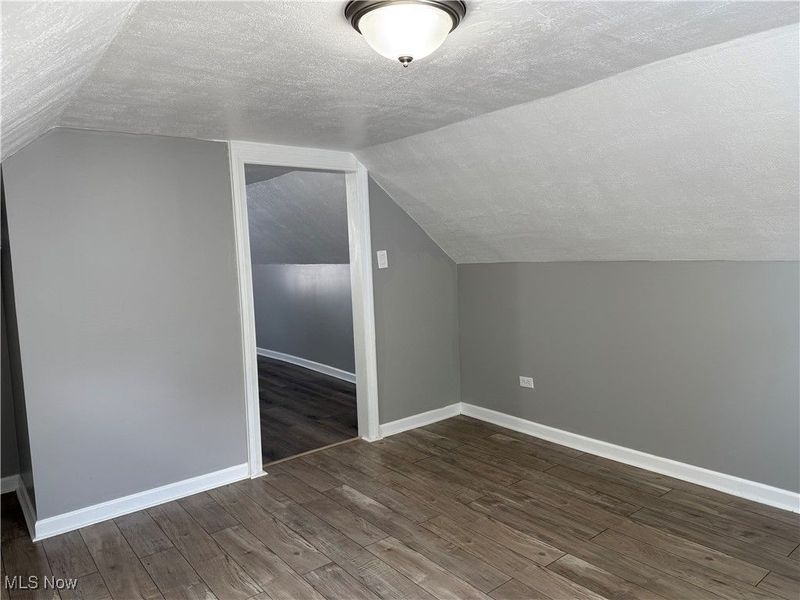 11804 Kensington Avenue, Cleveland, OH 44111 Photo 17