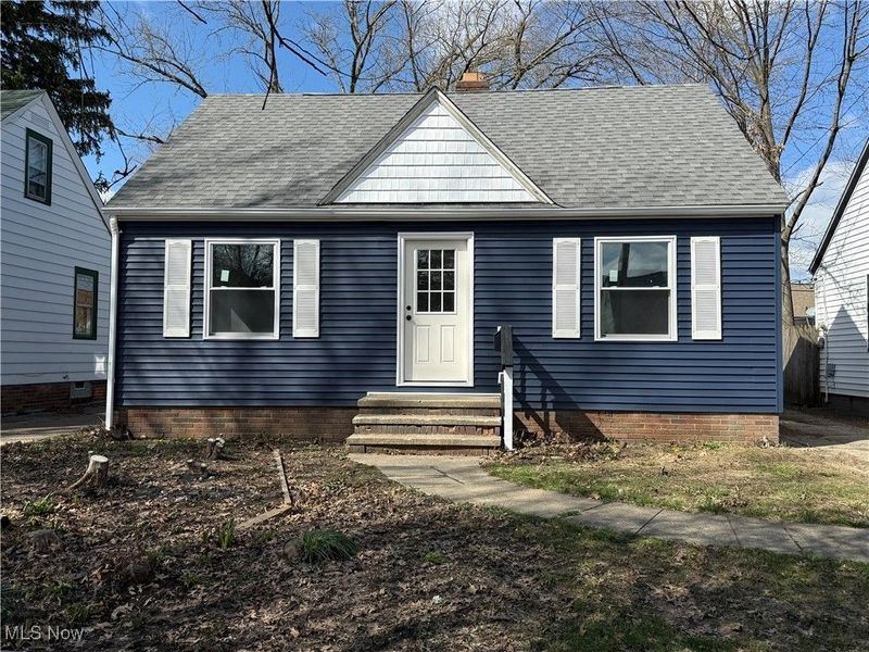 11804 Kensington Avenue, Cleveland, OH 44111 Photo 2