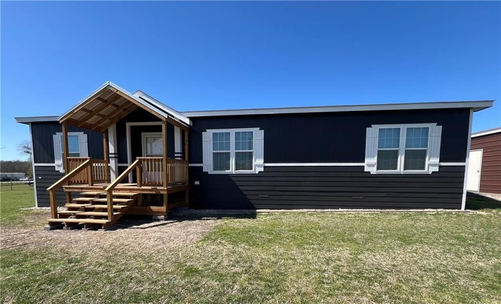 161 Meadowview Lane, Hubbard, TX 76648 Main Photo