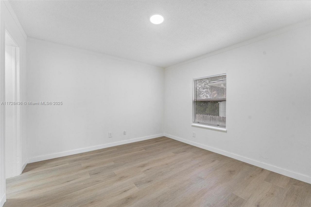 1448 W 32nd St, Riviera Beach, FL 33404 Photo