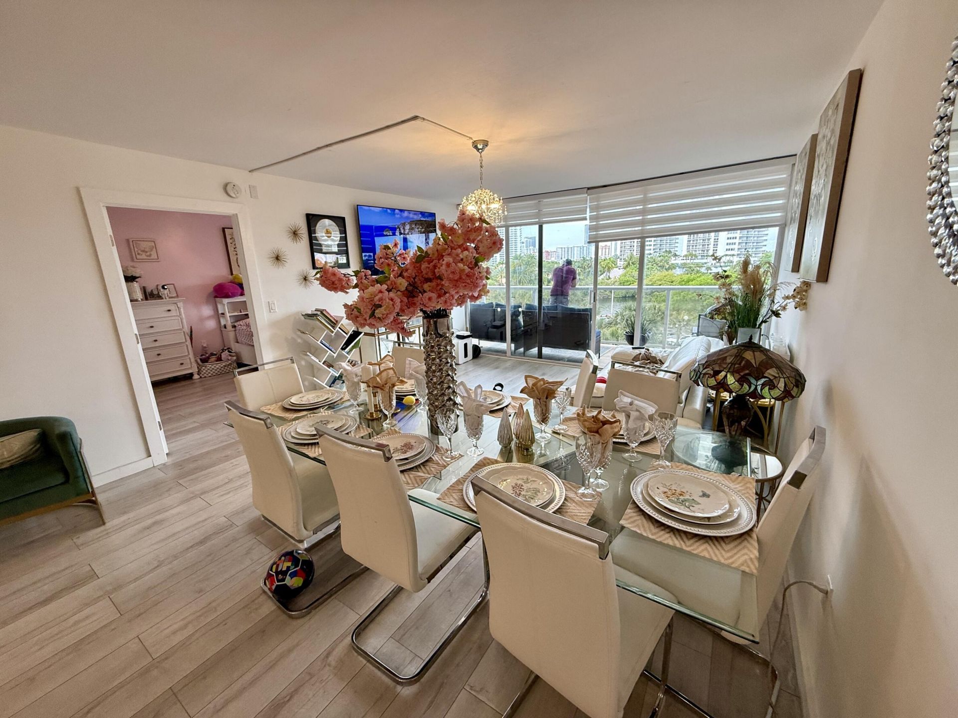 3731 N Country Club Drive, Unit 529, Aventura, FL 33180 Photo