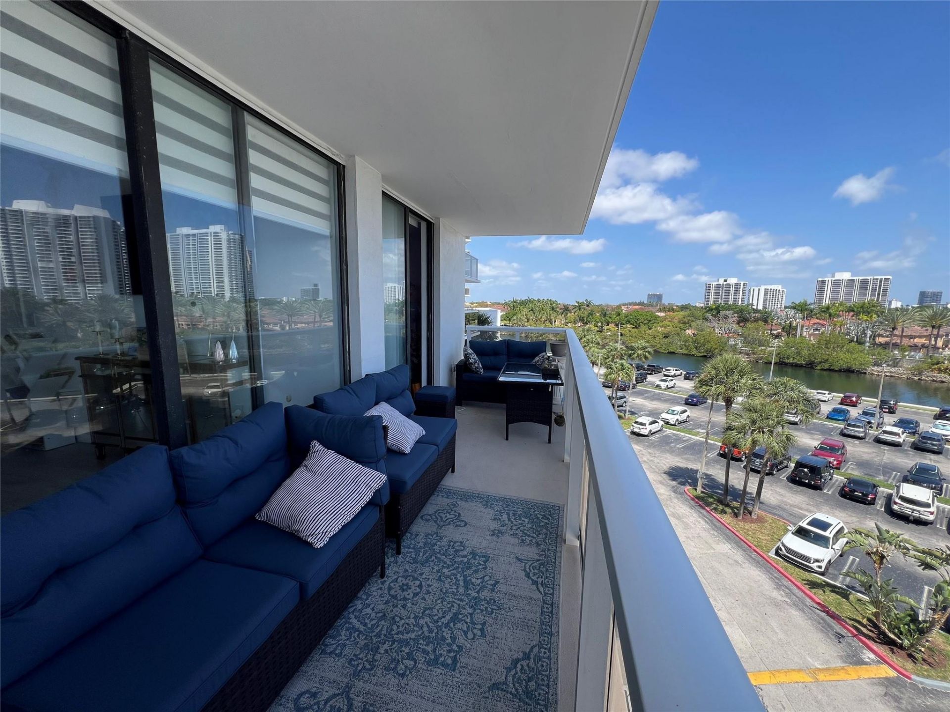 3731 N Country Club Drive, Unit 529, Aventura, FL 33180 Photo