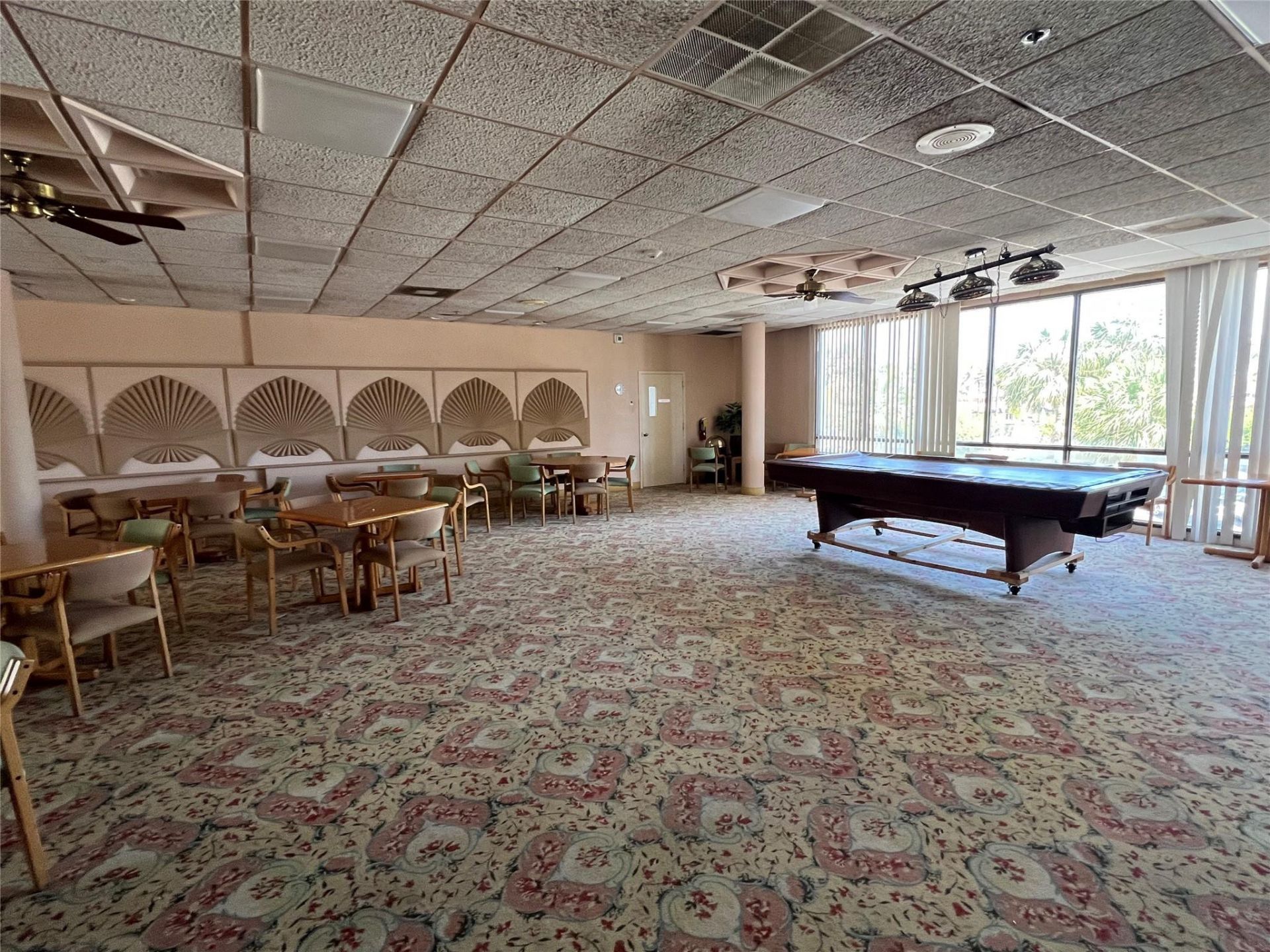 3731 N Country Club Drive, Unit 529, Aventura, FL 33180 Photo