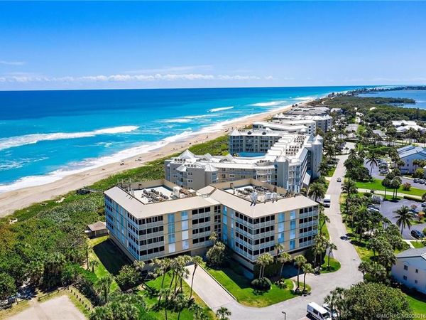 669 NE Plantation Road, Unit 201, Stuart, FL 34996