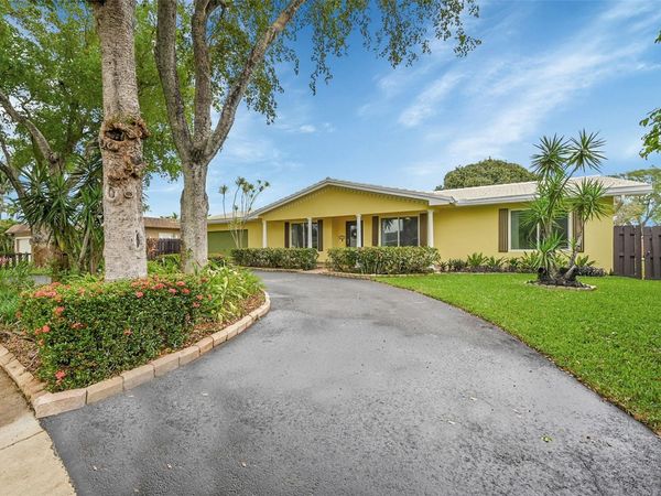 1480 SW 66th Ter, Plantation, FL 33317