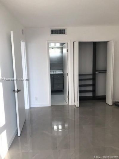 20301 W Country Club Dr, Unit 830, Aventura, FL 33180 Photo