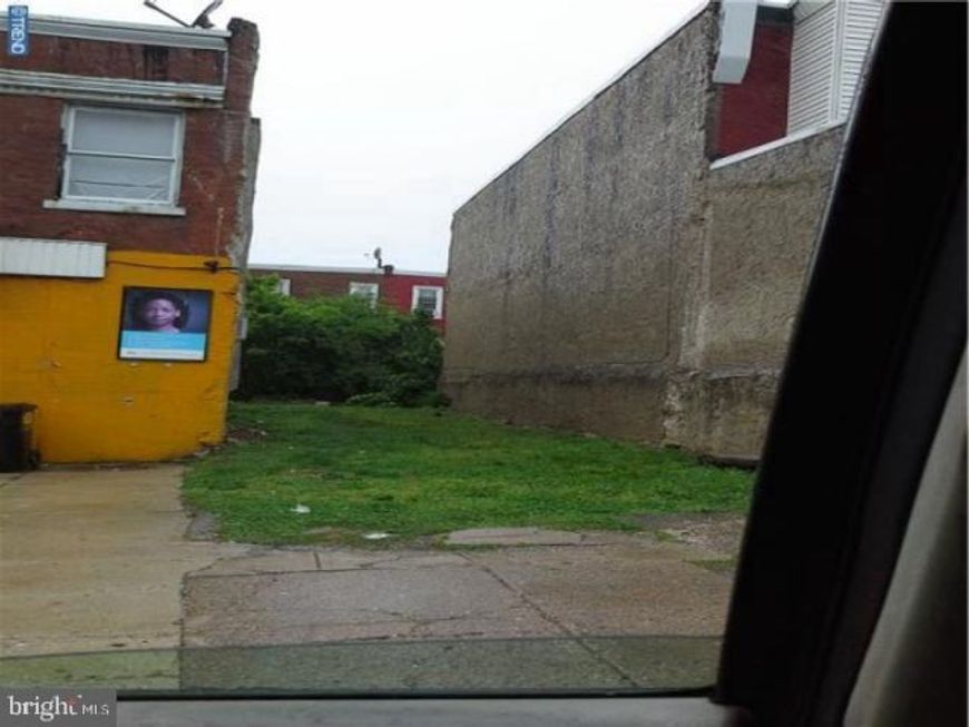 1214 S 60th Street, Philadelphia, PA 19143 Main Photo