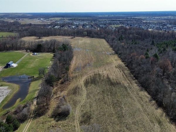 59740 HAVENRIDGE Road, New Haven Vlg, MI 48048