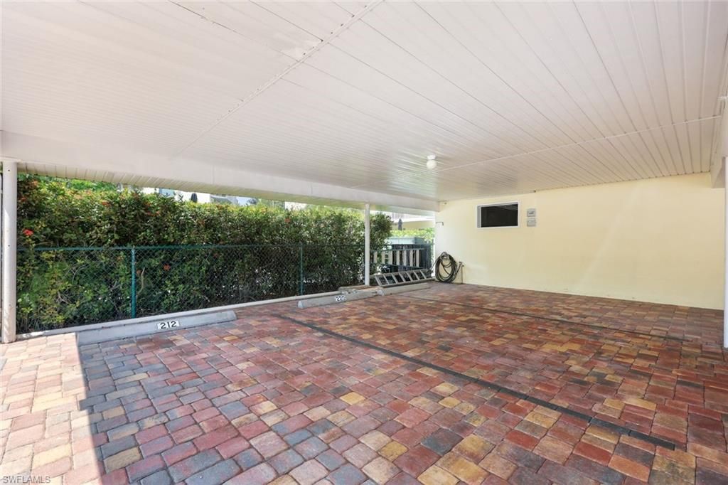 212 Banyan Blvd, Unit 212, Naples, FL 34102 Photo