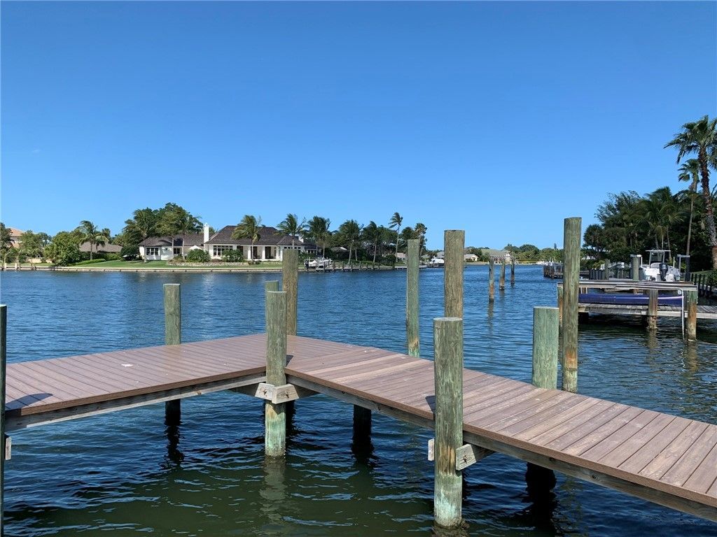 213 Spinnaker Drive, Vero Beach, FL 32963 Photo