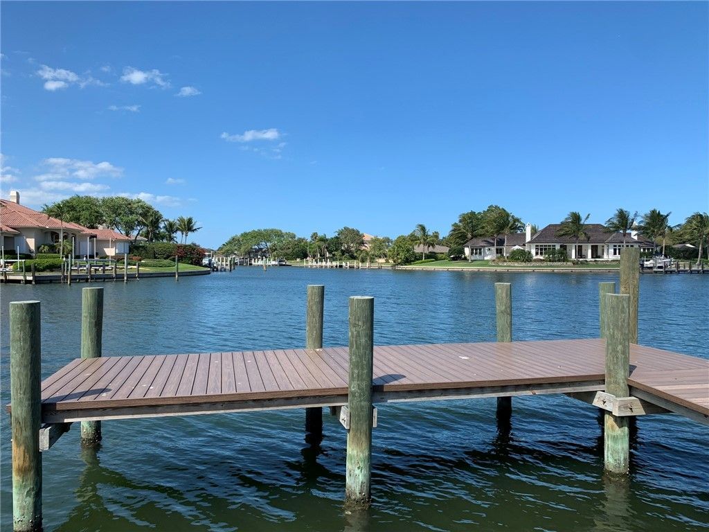 213 Spinnaker Drive, Vero Beach, FL 32963 Photo