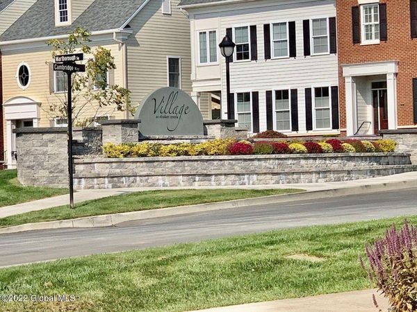 63 Cambridge Way, Latham, NY 12110