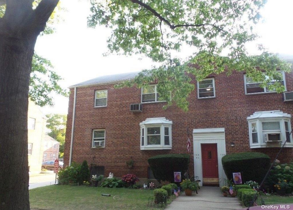 155-40 84 Street, Unit 1, Howard Beach, NY 11414 Main Photo