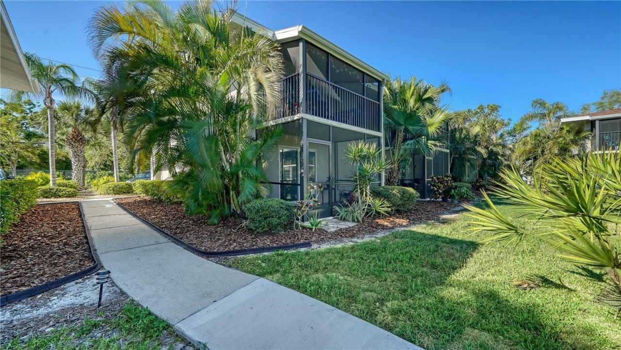 966 La Costa Circle, Unit 1, Sarasota, FL 34237 Photo