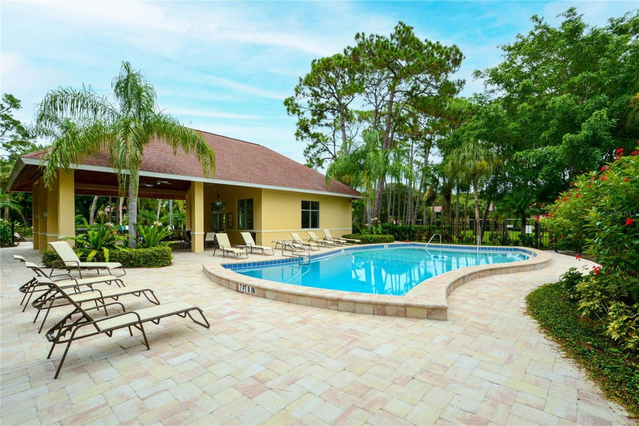 966 La Costa Circle, Unit 1, Sarasota, FL 34237 Photo