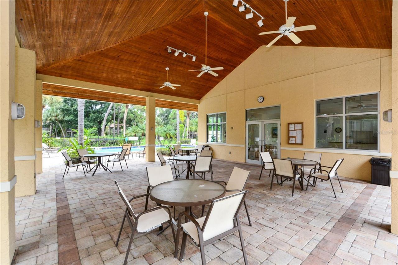 966 La Costa Circle, Unit 1, Sarasota, FL 34237 Photo