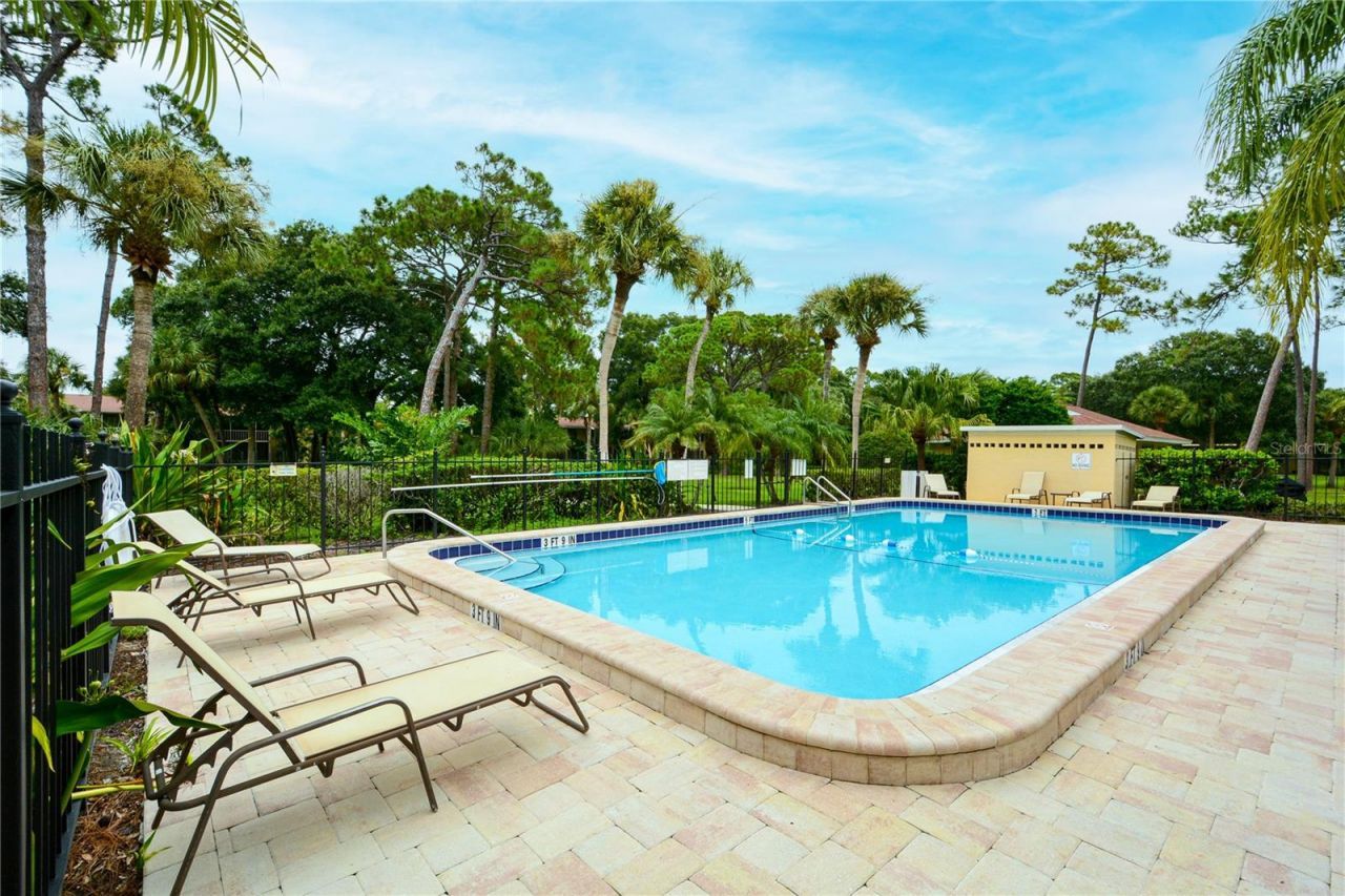 966 La Costa Circle, Unit 1, Sarasota, FL 34237 Photo