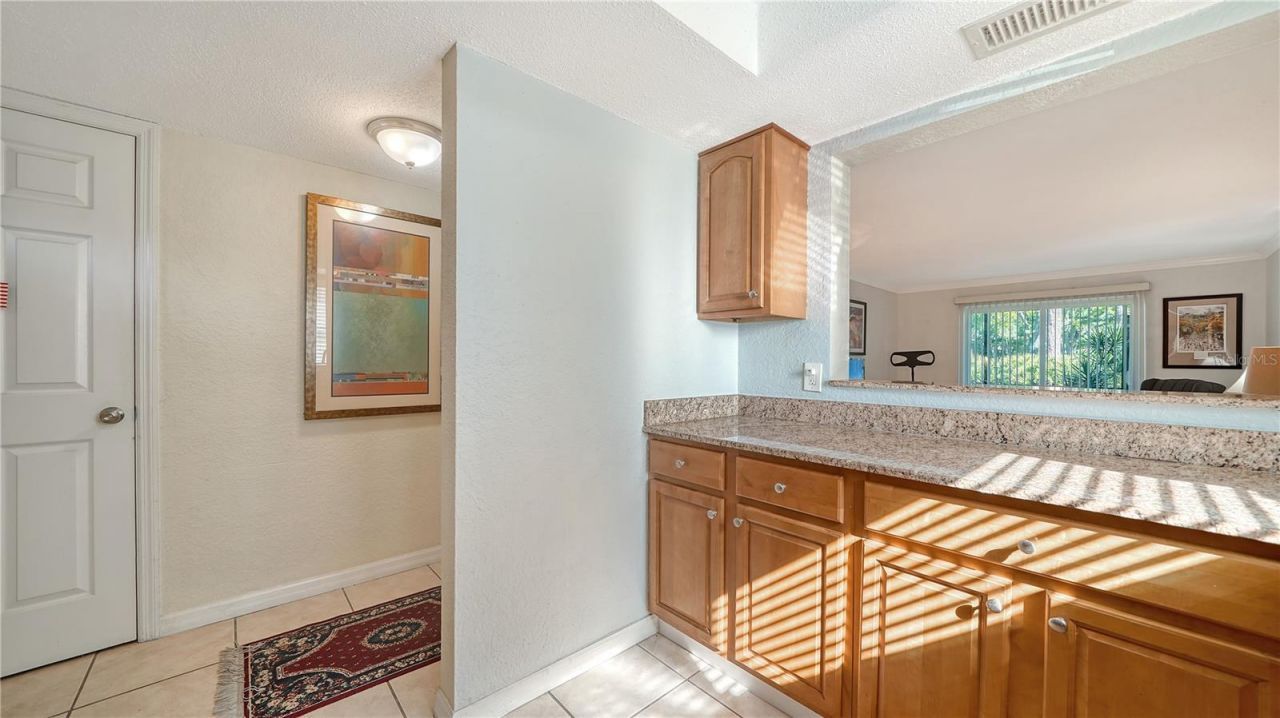 966 La Costa Circle, Unit 1, Sarasota, FL 34237 Photo