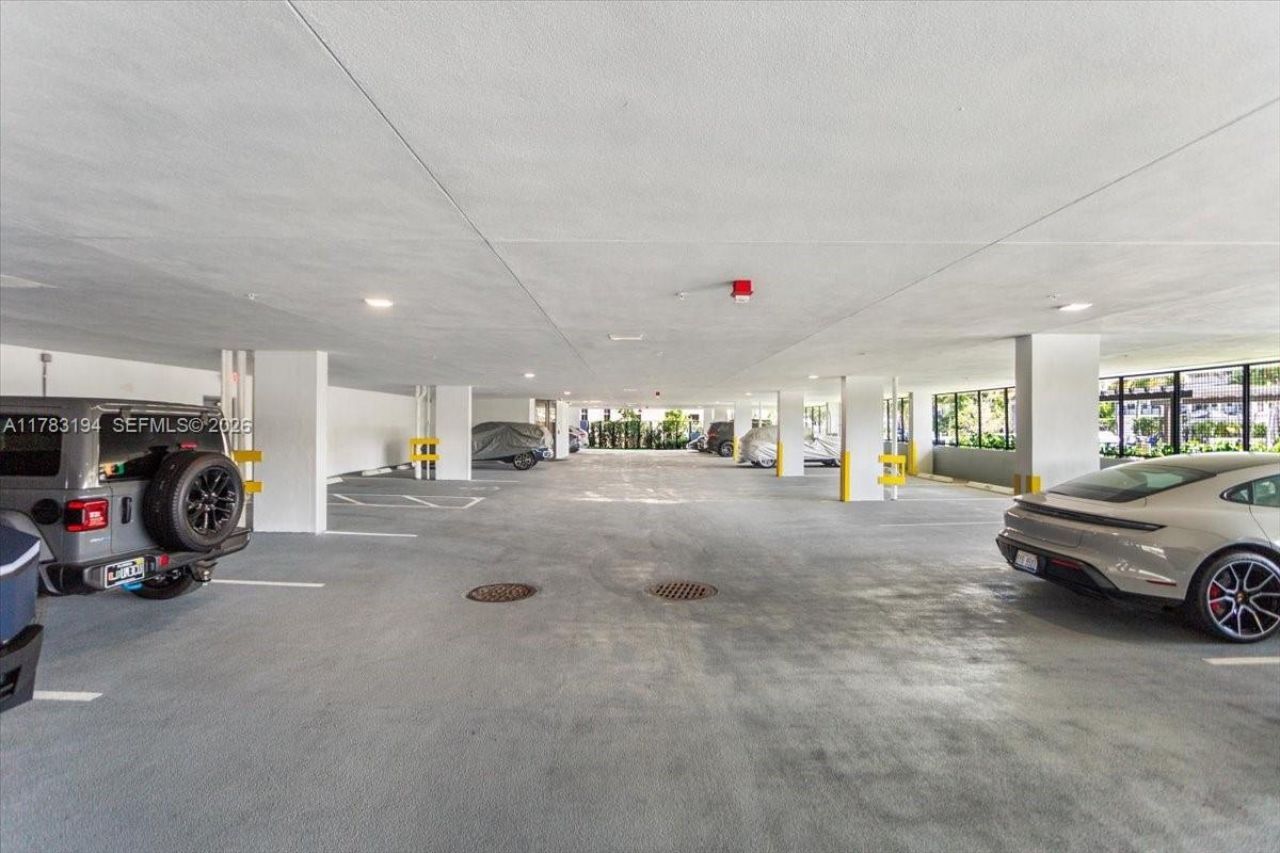 160 Isle Of Venice Dr., Unit 403, Fort Lauderdale, FL 33301 Photo