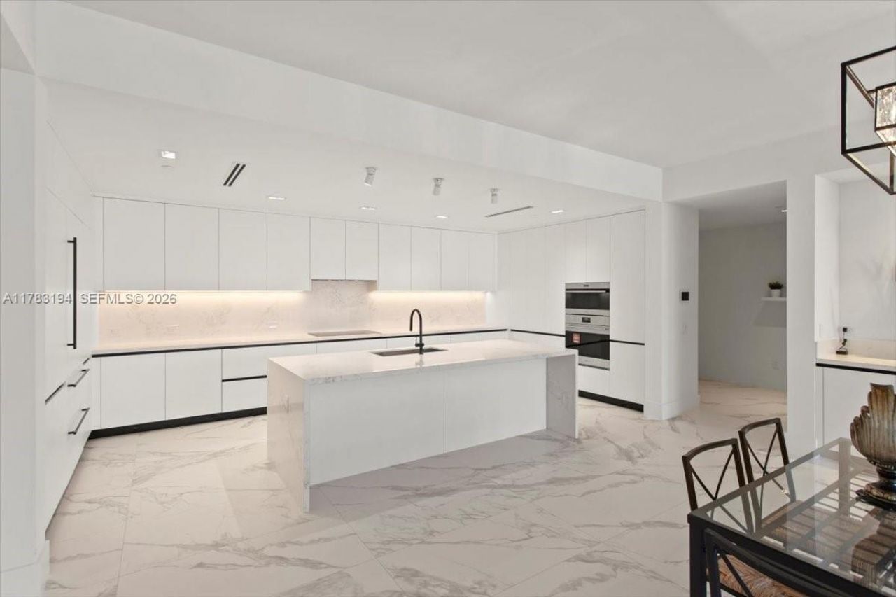 160 Isle Of Venice Dr., Unit 403, Fort Lauderdale, FL 33301 Photo