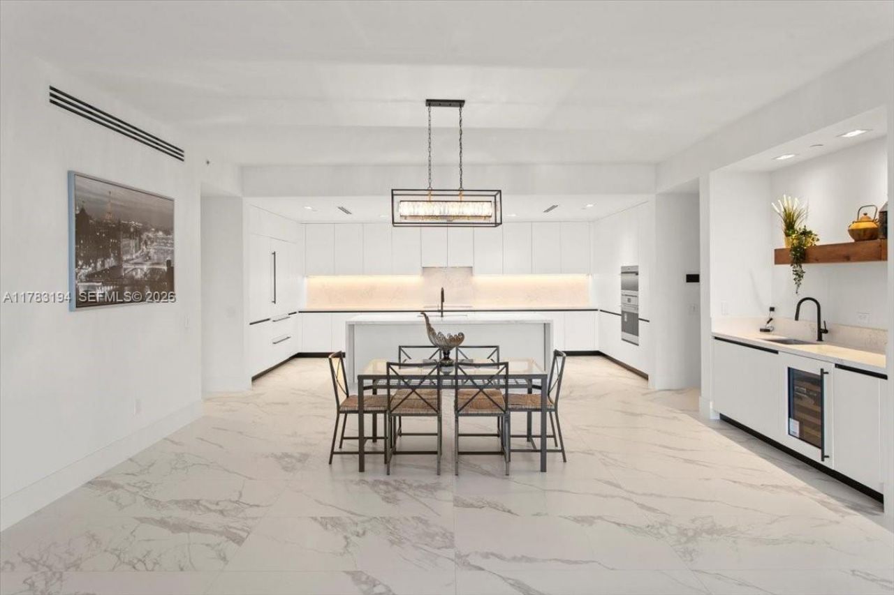 160 Isle Of Venice Dr., Unit 403, Fort Lauderdale, FL 33301 Photo