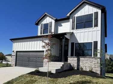 123 Charleston Circle, Georgetown, KY 40324