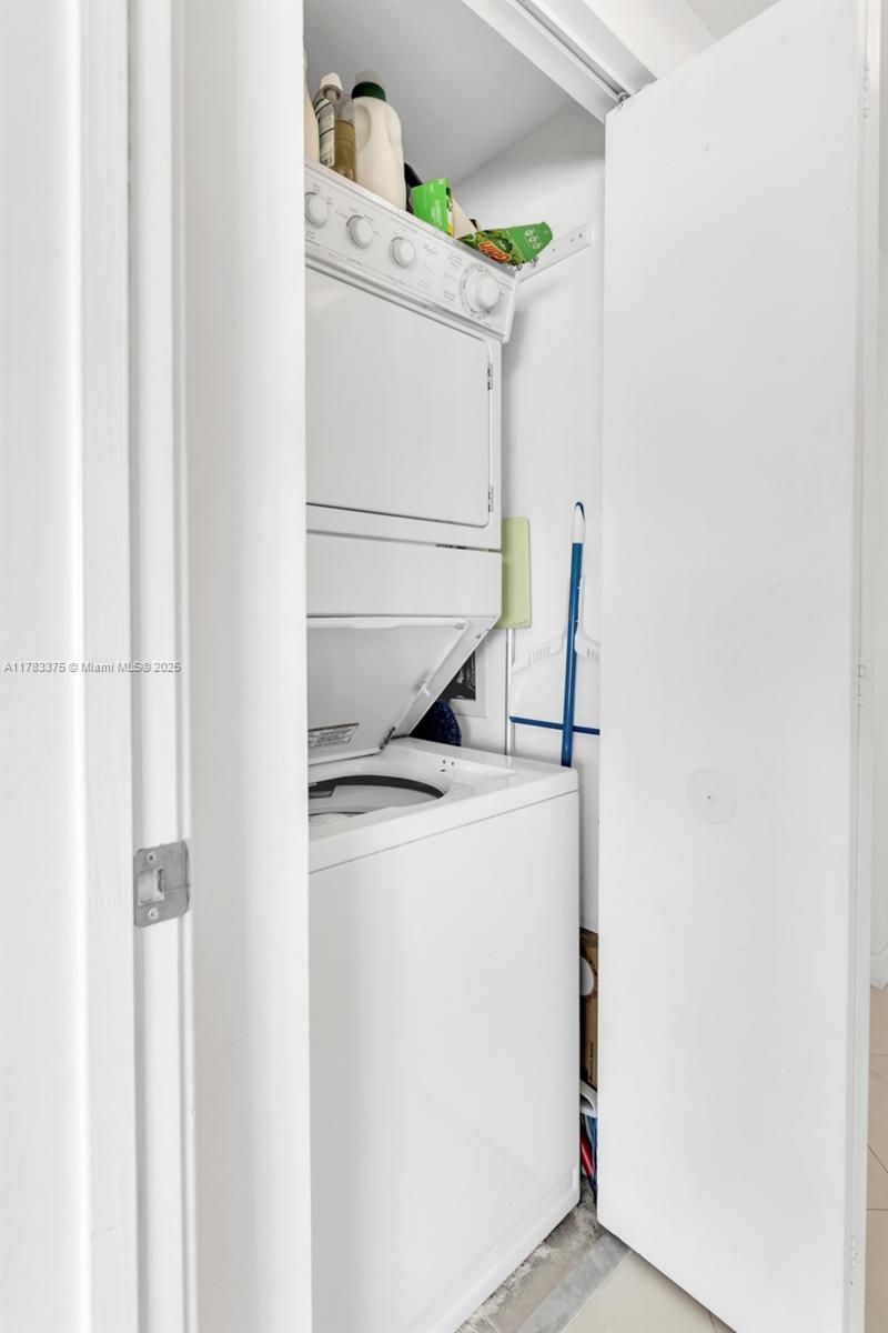 335 S Biscayne Bl, Unit 3408, Miami, FL 33131 Photo