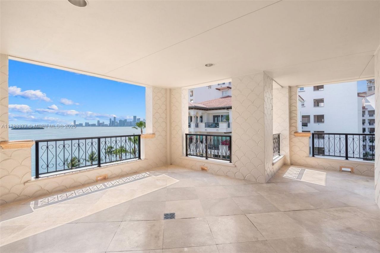 Please Call For Address, Unit 5154, Fisher Island, FL 33109 Photo