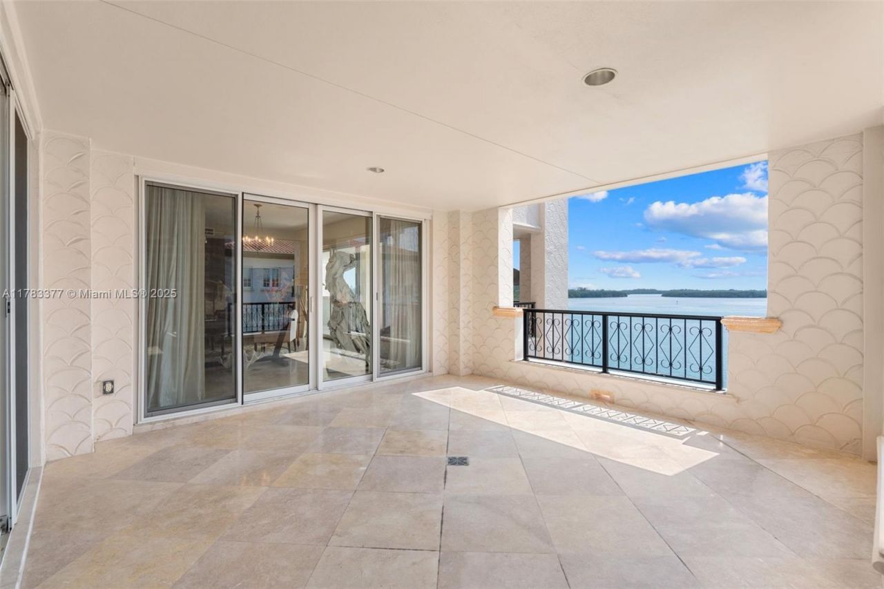 Please Call For Address, Unit 5154, Fisher Island, FL 33109 Photo