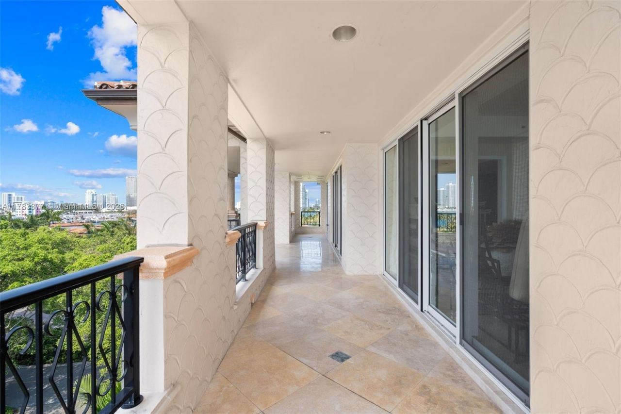 Please Call For Address, Unit 5154, Fisher Island, FL 33109 Photo