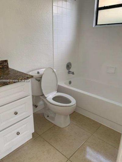 1522 Lake Crystal Dr, Unit B, West Palm Beach, FL 33411 Photo