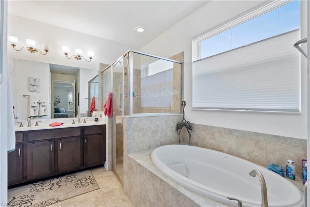 3117 Amadora Cir, Cape Coral, FL 33909 Photo