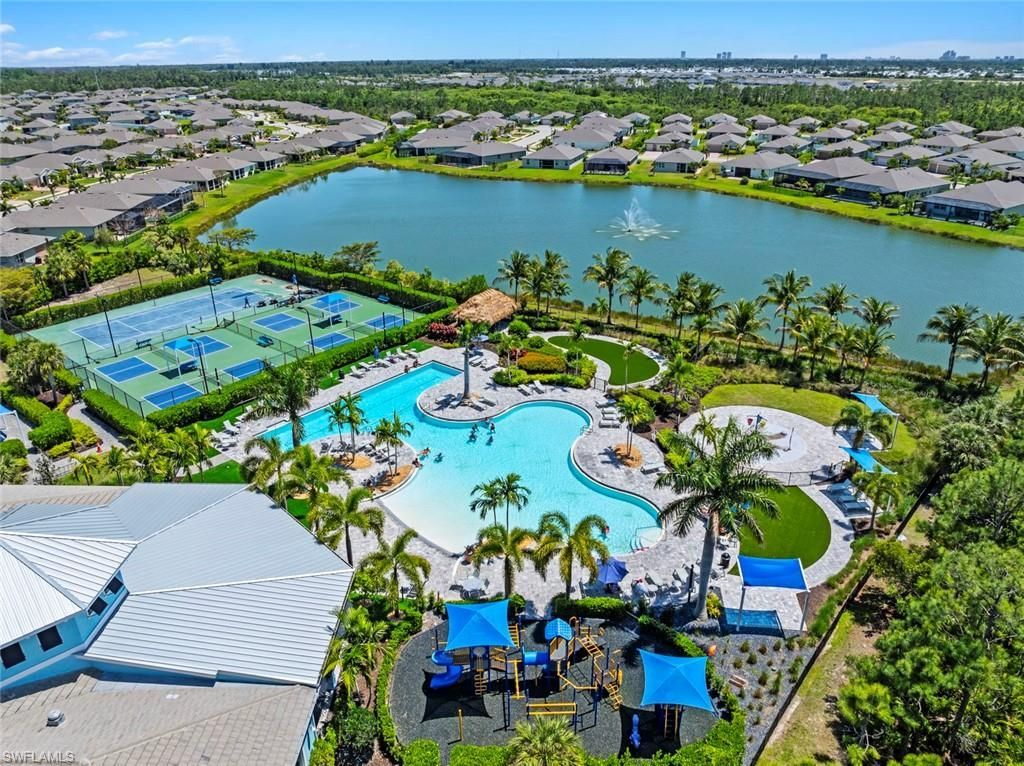 3117 Amadora Cir, Cape Coral, FL 33909 Photo