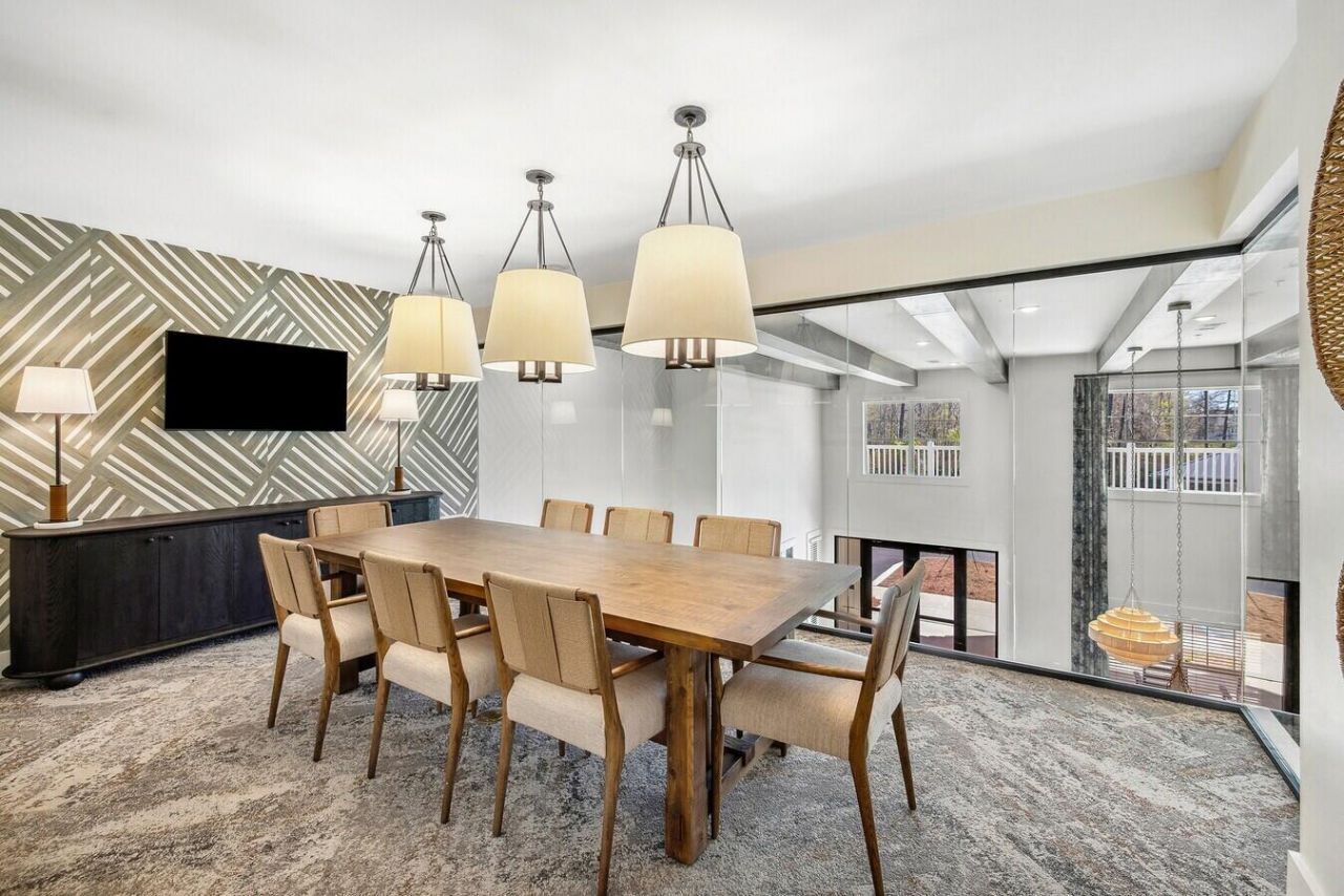 1109 Augusta Drive Photo 7