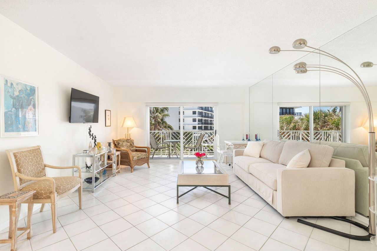 170 N Ocean Boulevard, Unit 305, Palm Beach, FL 33480 Photo