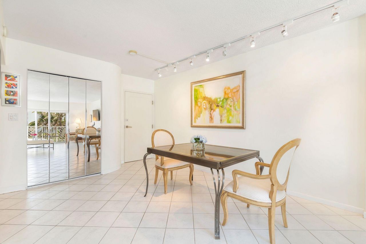 170 N Ocean Boulevard, Unit 305, Palm Beach, FL 33480 Photo