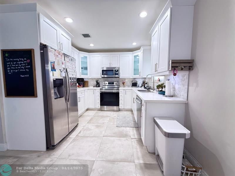 2340 N 58th Ter, Hollywood, FL 33021 Photo