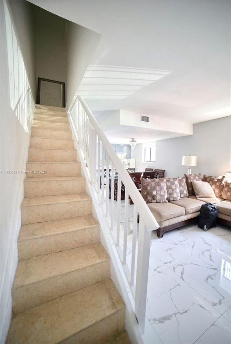 1380 W 41st St, Unit 101, Hialeah, FL 33012 Photo