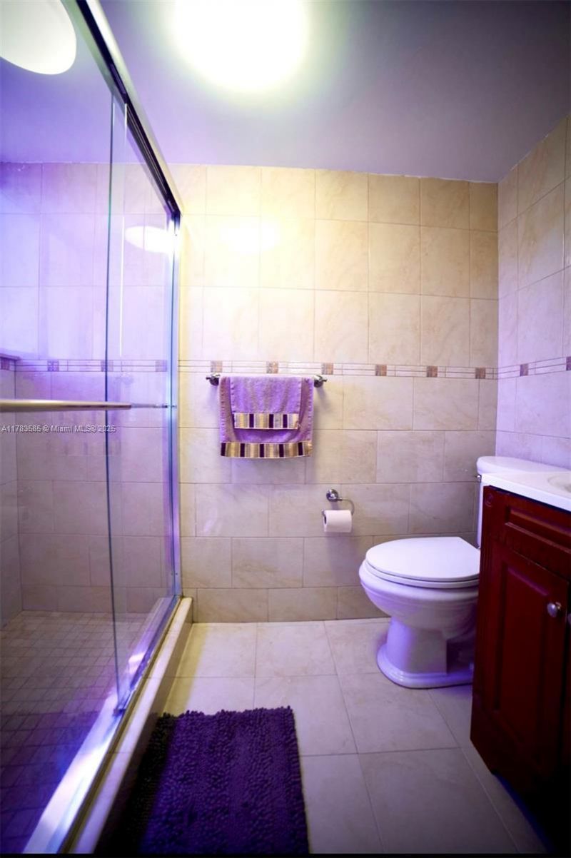 1380 W 41st St, Unit 101, Hialeah, FL 33012 Photo