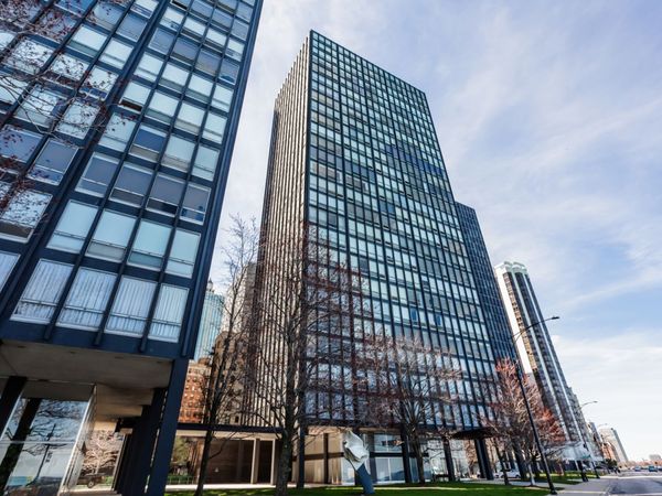880 N LAKE SHORE Drive, Unit 17D, Chicago, IL 60611