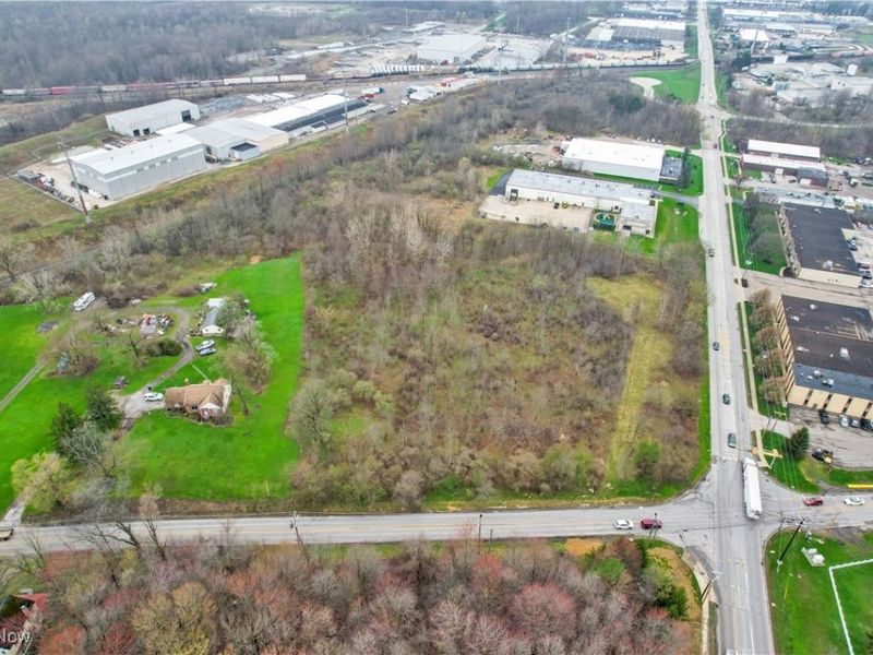 Highland/Valley View Road E, Macedonia, OH 44056 Photo 32