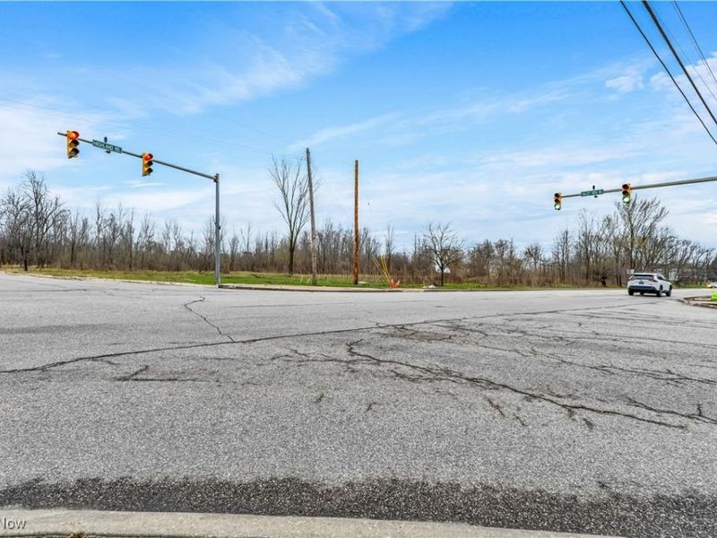 Highland/Valley View Road E, Macedonia, OH 44056 Photo 4